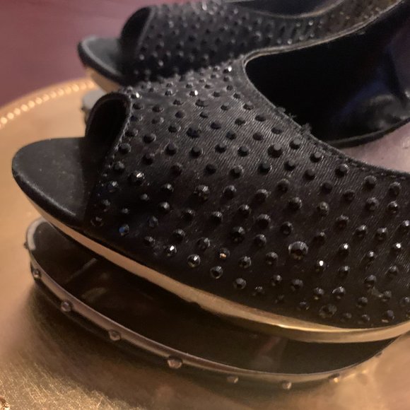 Unique Black Studded Wedges (NEW!) - Picture 9 of 11